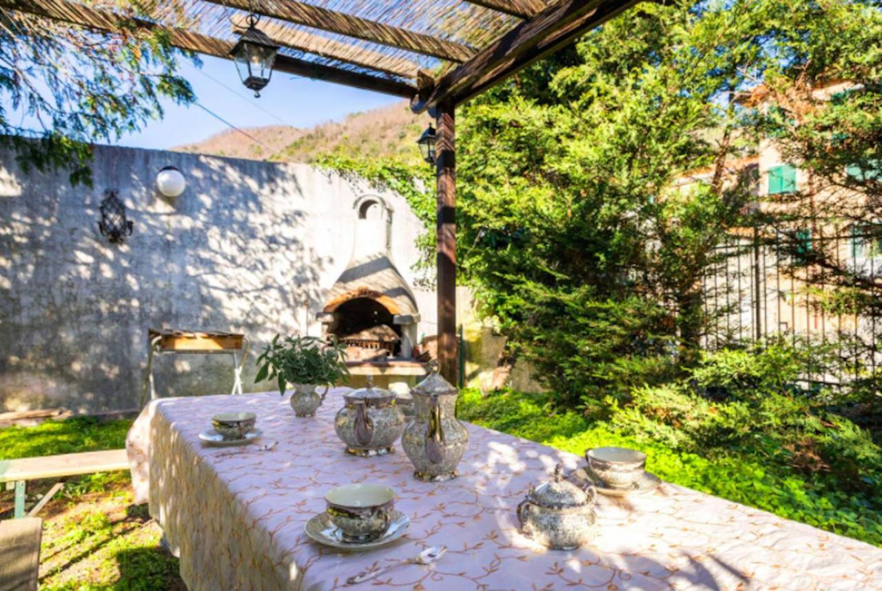 La Casa Sul Fiume Albisola Superiore Exterior foto