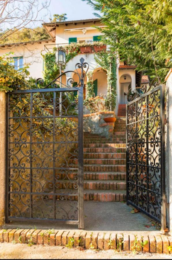 La Casa Sul Fiume Albisola Superiore Exterior foto